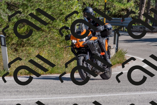 202509201358-DSC_3003_c4_