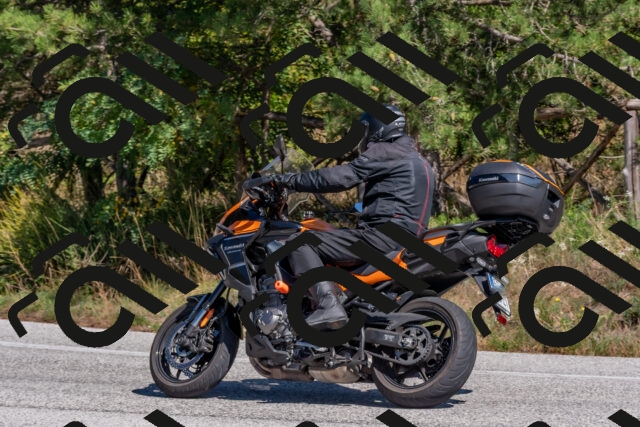 202509201358-DSC_3006_c4_