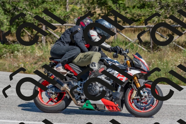 202509201409-DSC_3083_c4_