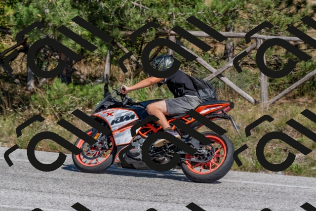 202509201411-DSC_3090_c4_