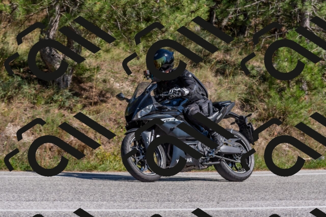 202509201430-DSC_3142_c4_