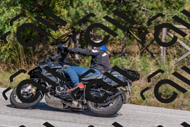 202509201434-DSC_3177_c4_