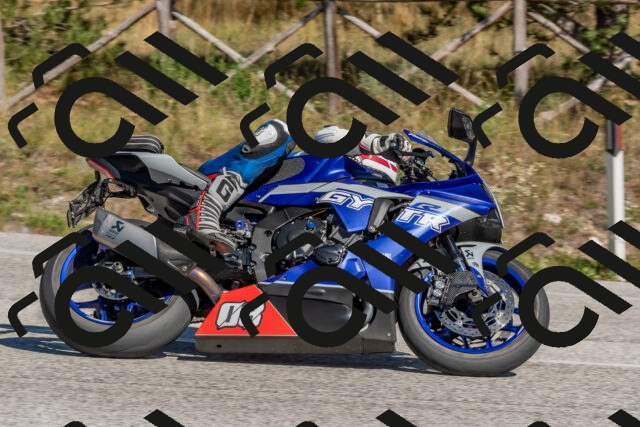 202509201436-DSC_3183_c4_