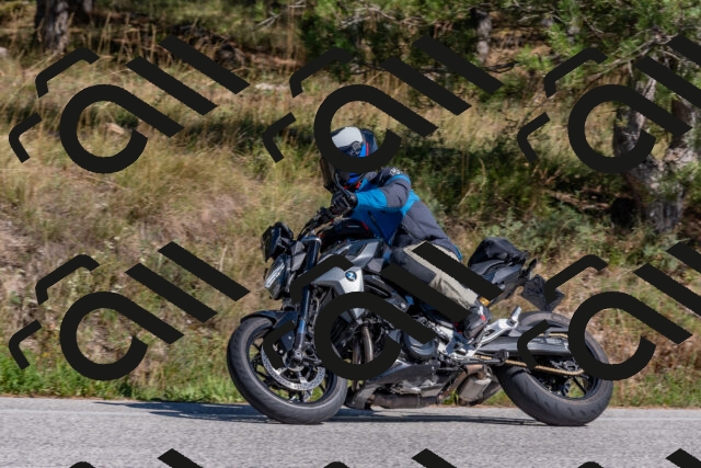 202509201436-DSC_3186_c4_