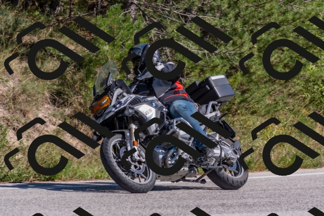 202509201437-DSC_3188_c4_