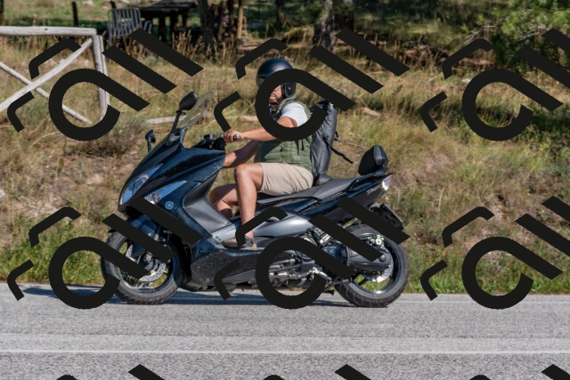 202509201441-DSC_3196_c4_