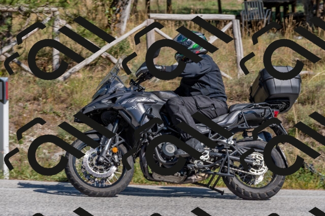 202509201442-DSC_3204_c4_