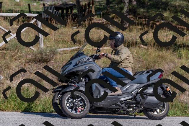 202509201442-DSC_3206_c4_