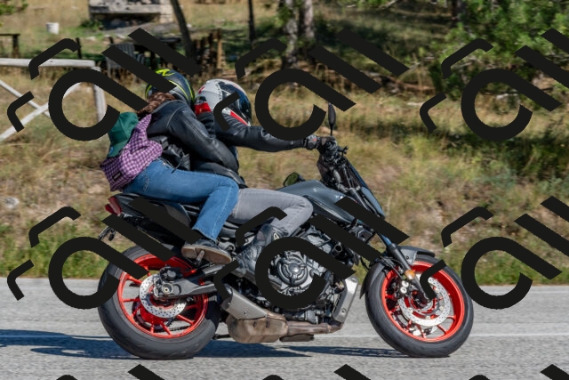 202509201443-DSC_3213_c4_