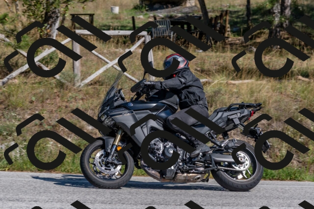 202509201444-DSC_3229_c4_