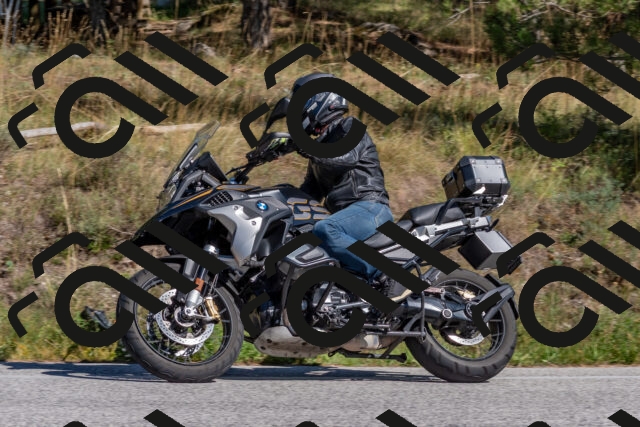 202509201444-DSC_3230_c4_