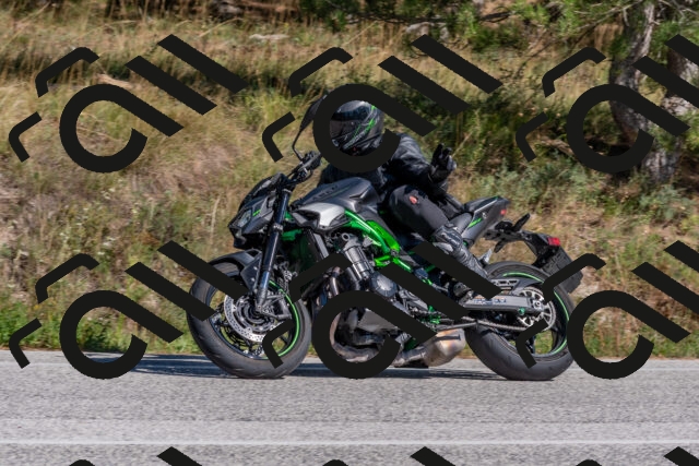 202509201445-DSC_3234_c4_