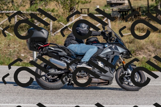 202509201453-DSC_3272_c4_