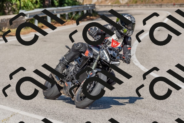 202509201502-DSC_3313_c4_