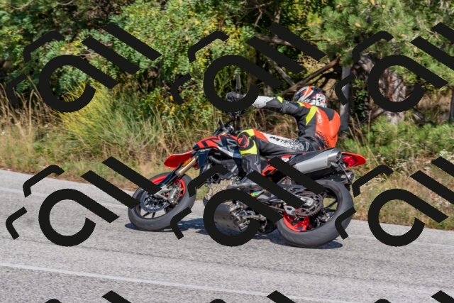 202509201512-DSC_3400_c4_