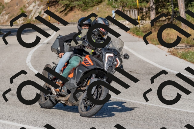 202509201532-DSC_3497_c4_