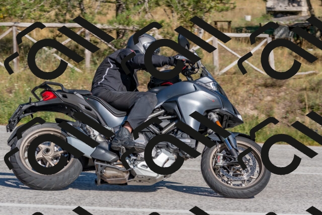 202509201532-DSC_3501_c4_