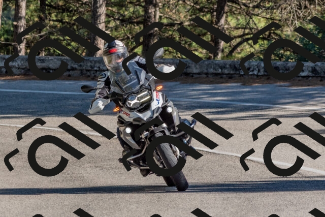 202509201532-DSC_3507_c4_