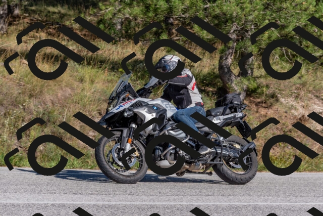 202509201533-DSC_3509_c4_