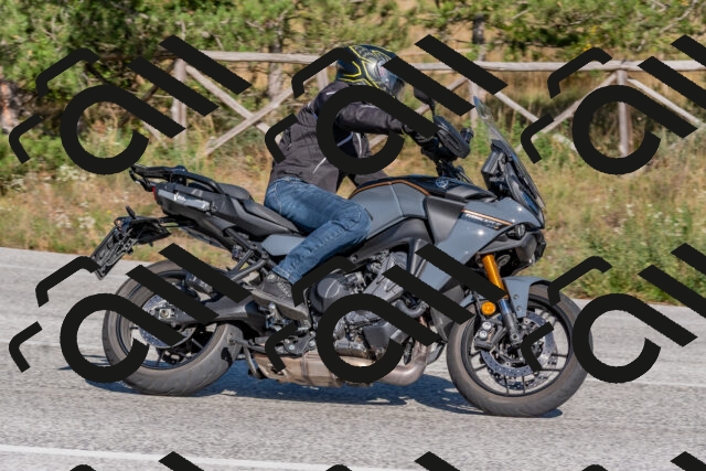 202509201537-DSC_3538_c4_