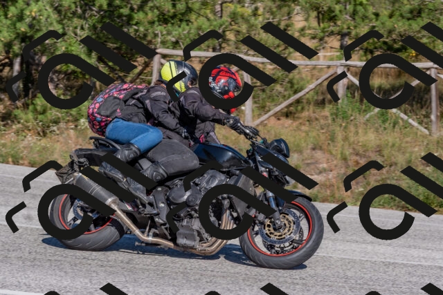 202509201537-DSC_3542_c4_