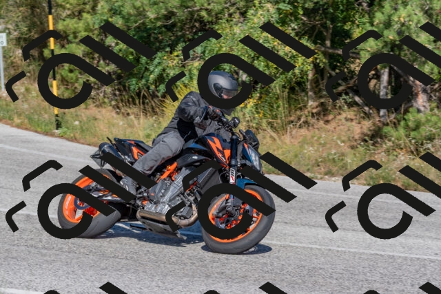 202509201540-DSC_3567_c4_