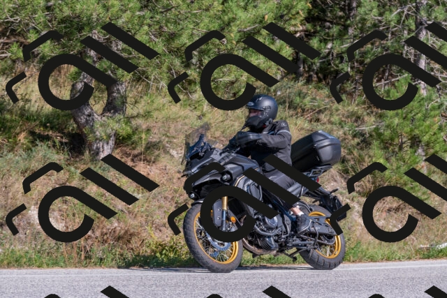 202509201542-DSC_3584_c4_