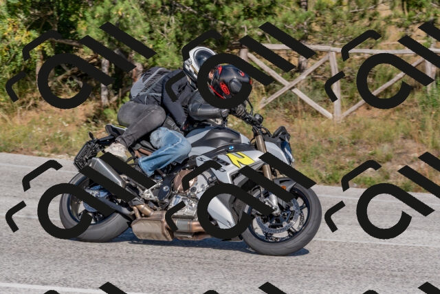 202509201547-DSC_3611_c4_