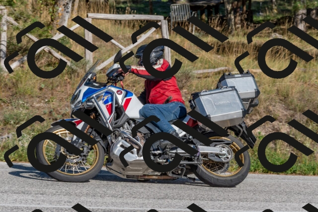 202509201549-DSC_3616_c4_