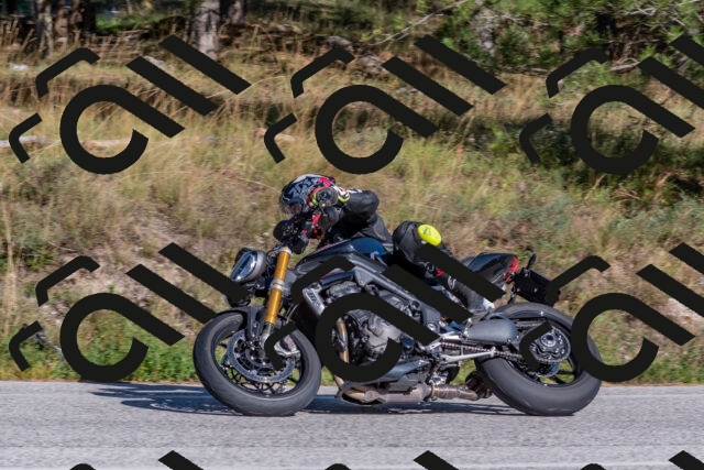 202509201550-DSC_3625_c4_