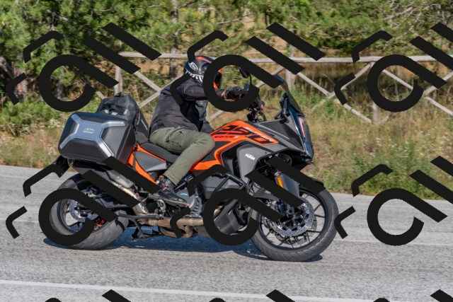 202509201556-DSC_3658_c4_