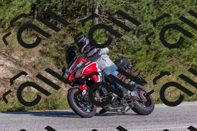 202509201558-DSC_3667_c4_