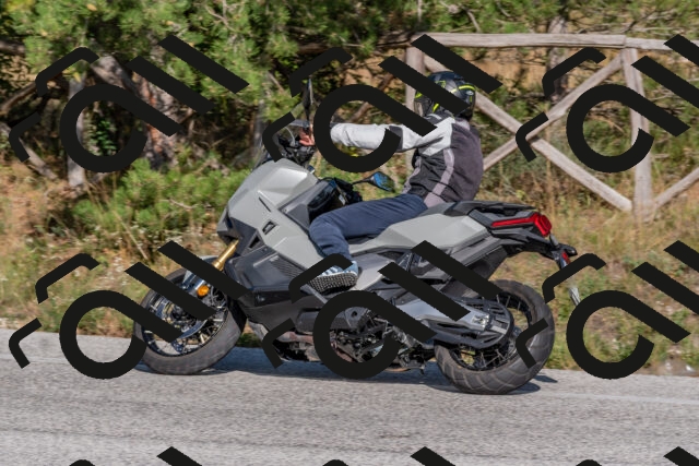 202509201558-DSC_3677_c4_