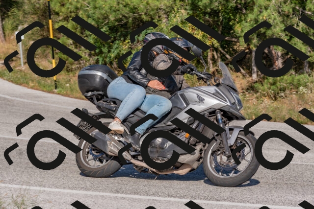 202509201600-DSC_3687_c4_