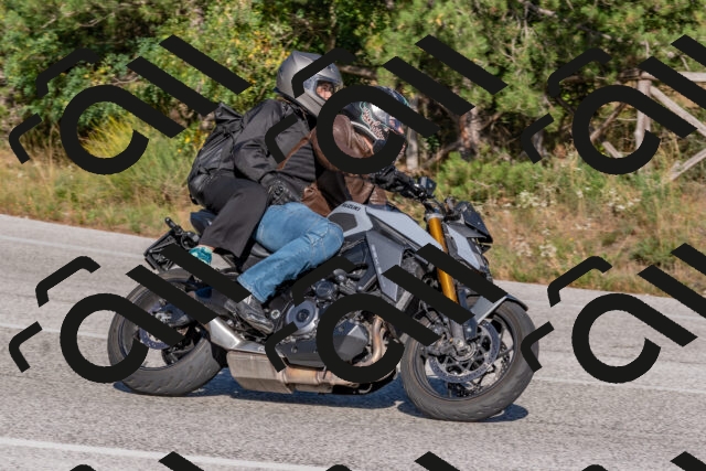 202509201600-DSC_3691_c4_