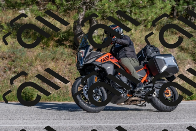 202509201610-DSC_3735_c4_