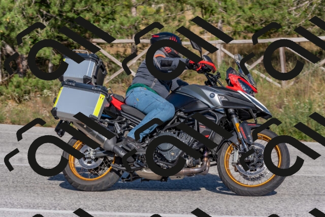 202509201611-DSC_3742_c4_