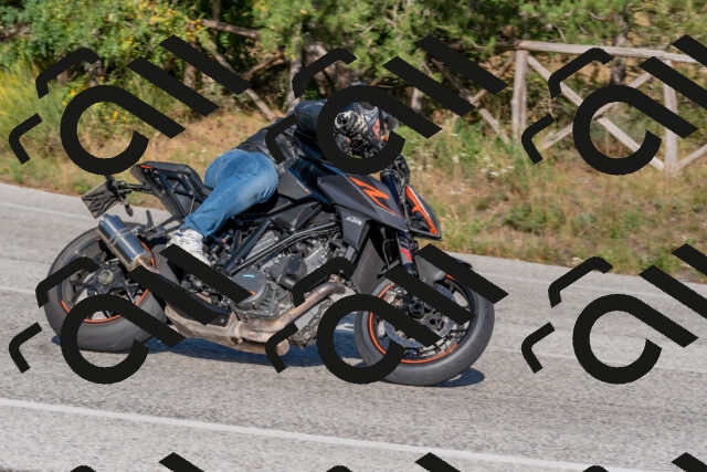 202509201616-DSC_3782_c4_