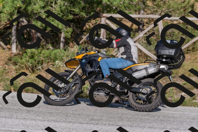 202509201618-DSC_3801_c4_