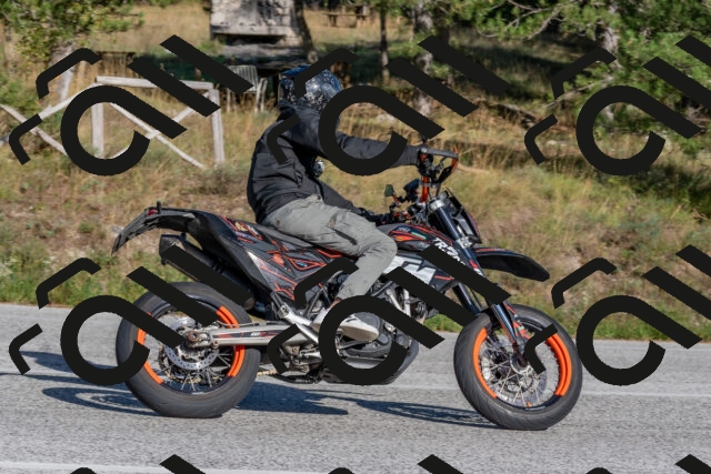 202509201618-DSC_3807_c4_