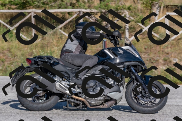 202509201622-DSC_3871_c4_