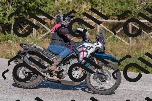 202509201622-DSC_3874_c4_