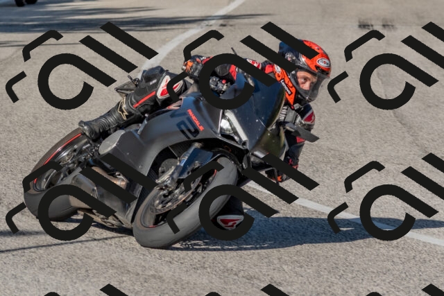 202509201626-DSC_3894_c4_