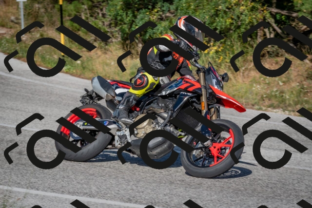 202509201627-DSC_3909_c4_