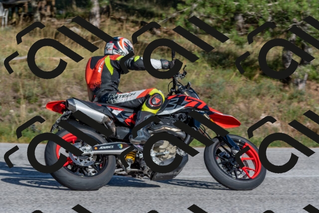 202509201627-DSC_3910_c4_