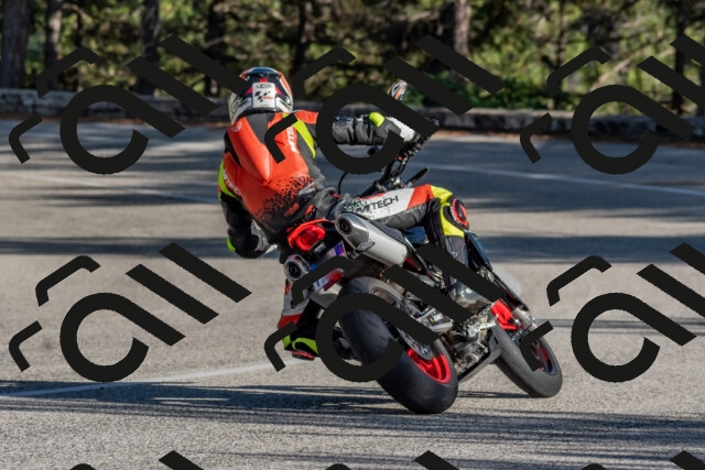 202509201627-DSC_3911_c4_