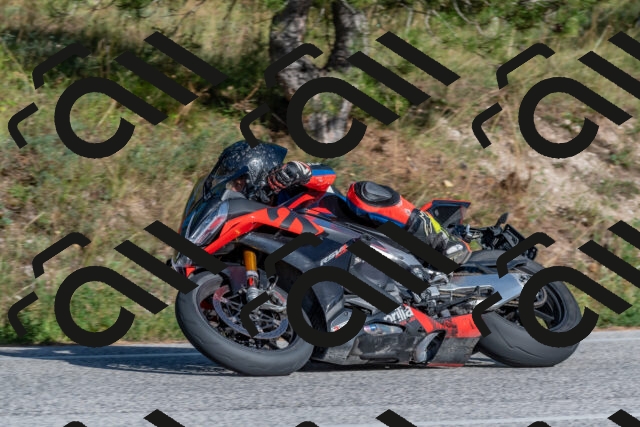 202509201629-DSC_3923_c4_