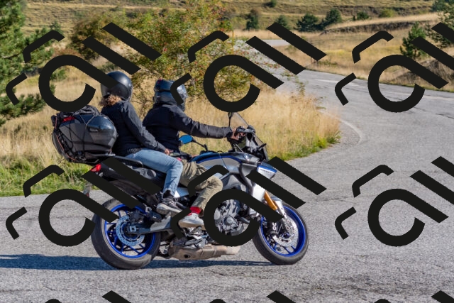 202509210948-DSC_4093_c4_