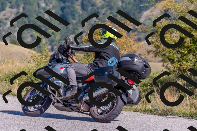 202509211030-DSC_4185_c4_