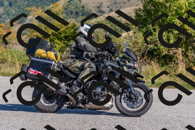 202509211035-DSC_4196_c4_